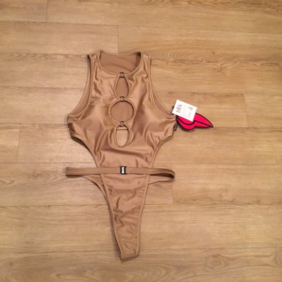 Women’s Sexy One Piece Bathing Suit - Picture 6 of 8